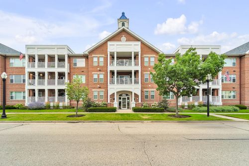 316 56th St, Kenosha, WI, 53140-3795 | Card Image