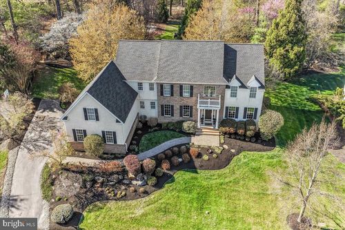 11 Forwood Dr, Garnet Valley, PA, 19060-1215 | Card Image