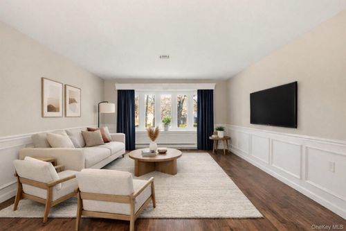 unit-a-360 Woodbridge Dr, Ridge, NY, 11961-8376 | Card Image