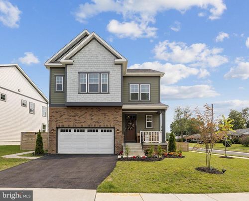 3880 Hillview Ct, Alexandria, VA, 22310-3073 | Card Image