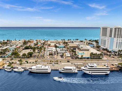 1318 N Ocean Dr, Hollywood, FL, 33019-3313 | Card Image