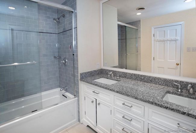 47 Old Norwalk Rd, House other with 4 bedrooms, 3 bathrooms and null parking in New Canaan CT | Image 24