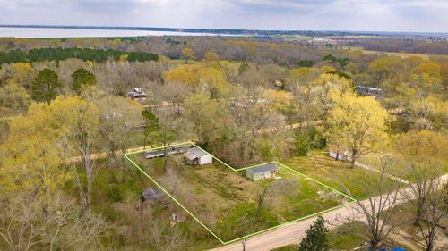 551 Martinez St, Coldspring, TX, 77331-6611 | Card Image