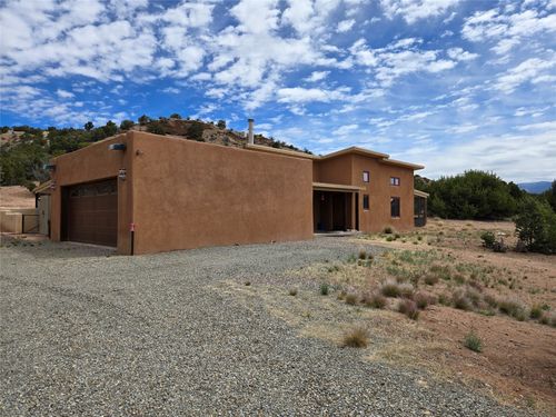 76 Calle Josephina, Santa Fe, NM, 87506 | Card Image