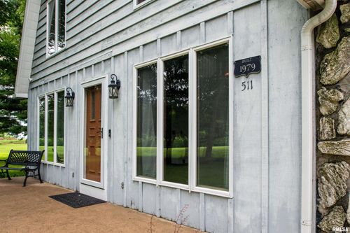 511 S Davenport St, Metamora, IL, 61548-9788 | Card Image