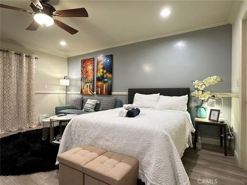 a-200 S Lotus Ave, Pasadena, CA, 91107-4509 | Card Image
