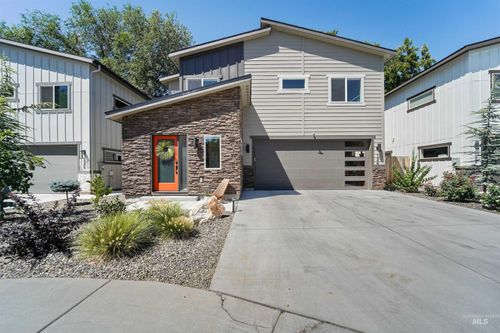 124 E Howard Ln, Boise, ID, 83706-4035 | Card Image