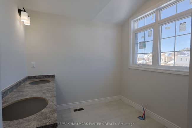 35 Coldbrook Dr, House other with 4 bedrooms, 3 bathrooms and 2 parking in Millbrook ON | Image 16