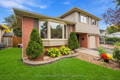 31 Core Cres, Brampton, ON, L6W2G6 | Card Image