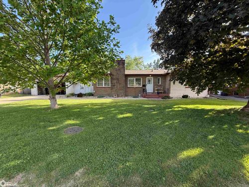 2025 Sunnyside Ave, Burlington, IA, 52601-2532 | Card Image