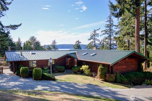17368 Maple Ln, La Conner, WA, 98257-8958 | Card Image