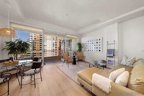 903-350 Ash St, San Diego, CA, 92101 | Card Image