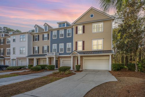 228 Fair Sailing Rd, Mount Pleasant, SC, 29466-8167 | Card Image