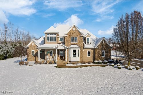 11560 Frostwood Drive, Chagrin Falls, OH, 44023 | Card Image