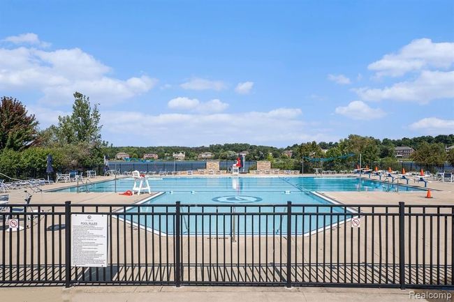 49935 Blackberry Trl, Condo with 3 bedrooms, 3 bathrooms and null parking in Novi MI | Image 31