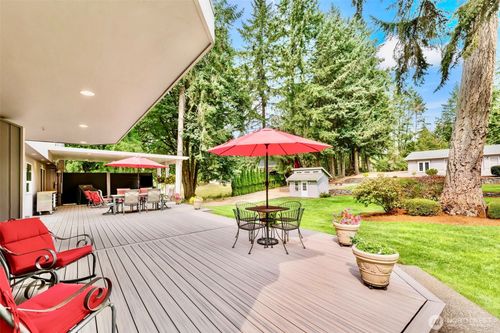 407 Point Fosdick Dr Nw, Gig Harbor, WA, 98335-7820 | Card Image