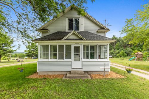 15331 Quincy Street, Park Township, MI, 49424 | Card Image