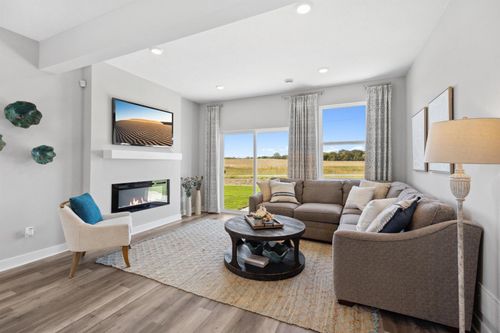 6646 208th St W, Farmington, MN, 55024-7973 | Card Image