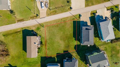 929 Eastview, Crystal Beach, TX, 77650-3606 | Card Image