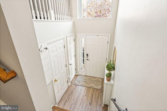 10136 Pale Rose Loop, Townhouse with 3 bedrooms, 3 bathrooms and null parking in BRISTOW VA | Image 8