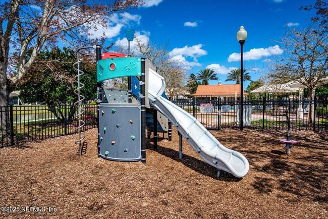 872 S Black Cherry Dr, Condo with 2 bedrooms, 3 bathrooms and null parking in Saint Johns FL | Image 29