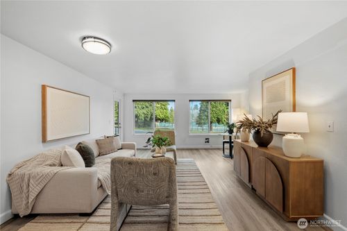 apt-b204-707 N 130th St, Seattle, WA, 98133-7963 | Card Image