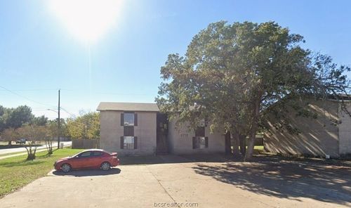 2712 Evergreen Cir, Bryan, TX, 77801-1840 | Card Image
