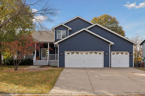 5333 89th Crescent Cir N, Brooklyn Park, MN, 55443-3982 | Card Image