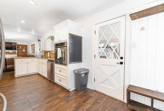 3405 Randall Dr, House other with 4 bedrooms, 2 bathrooms and 2 parking in Pearland TX | Image 7