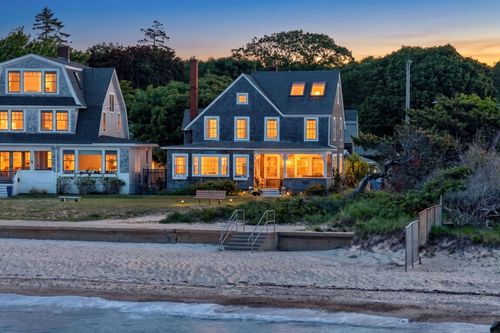 205 Grand Ave, Falmouth, MA, 02540-3742 | Card Image