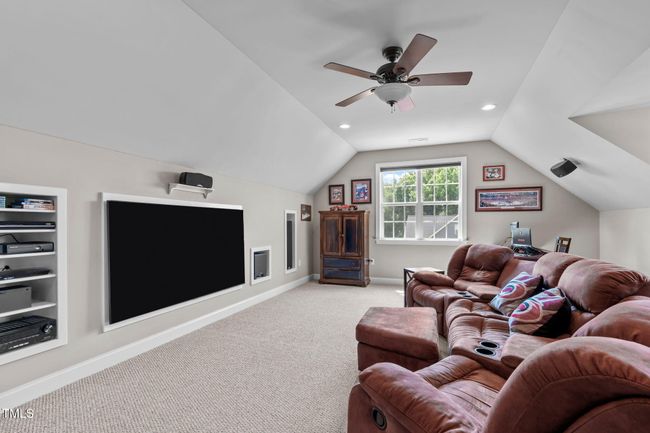 Bonus/Game Room | Image 38