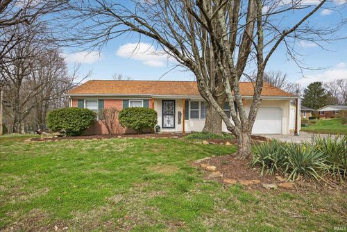 29 Douglas Dr, Washington, IN, 47501-1330 | Card Image
