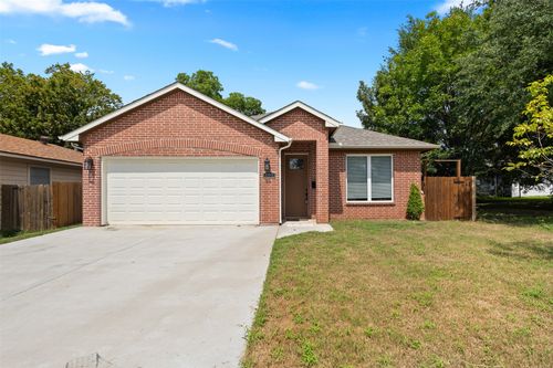 207 W Wilson Ave, Sherman, TX, 75090-9007 | Card Image