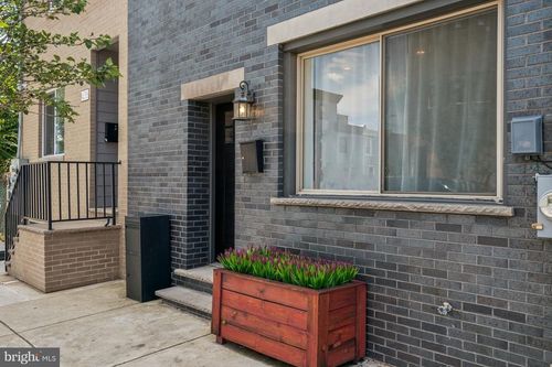 440 W Susquehanna Ave, PHILADELPHIA, PA, 19122-1537 | Card Image