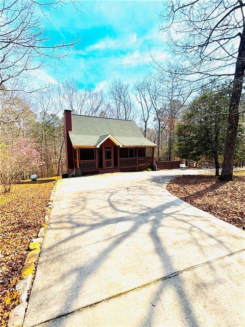 135 Adina Dr, ELLIJAY, GA, 30540-6245 | Card Image