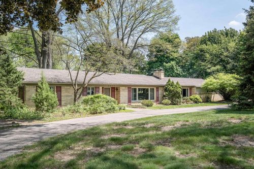 2800 Tewksbury Drive, Troy, MI, 48098 | Card Image