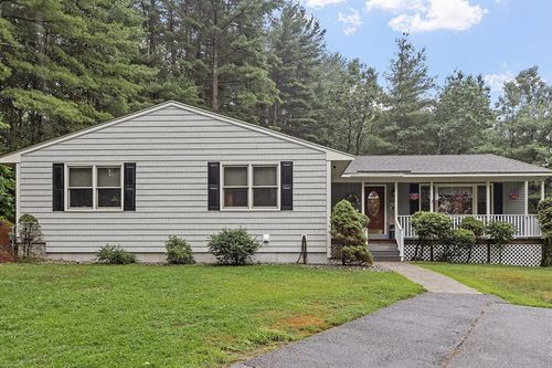 216 Westford Rd, Tyngsboro, MA, 01879-2516 | Card Image