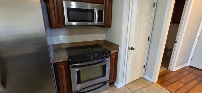 1023 Skyline Dr, House other with 3 bedrooms, 3 bathrooms and null parking in Alexander AR | Image 9