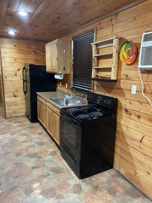 611 Fry Rd, Harriet, AR, 72639 | Card Image