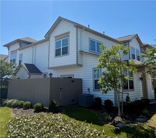 1744 Dresdon Ln, Virginia Beach, VA, 23456-3484 | Card Image