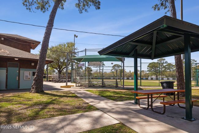1875 Live Oak Ln, House other with 3 bedrooms, 3 bathrooms and null parking in ATLANTIC BEACH FL | Image 76