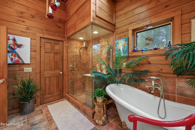 236 Surriner Rd, House other with 3 bedrooms, 3 bathrooms and null parking in Becket MA | Image 39