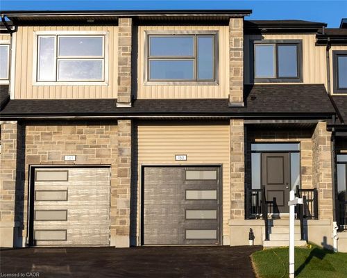 163 Dunnigan Dr, Kitchener, ON, N2B0B1 | Card Image