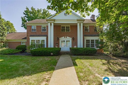 1425 N 39th St, ALLENTOWN, PA, 18104-2103 | Card Image
