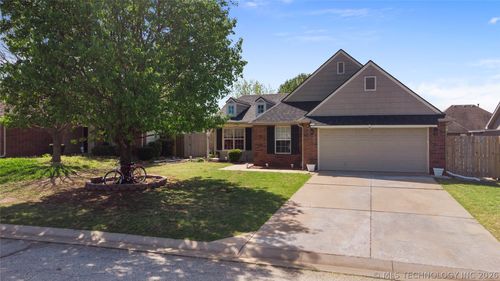 20208 44th St, Broken Arrow, OK, 74014-1587 | Card Image