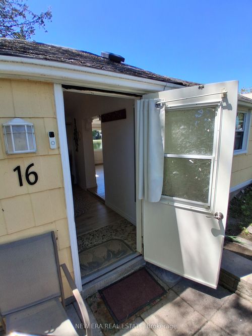 16 Pines Lane, Quinte West, ON, K0K3E0 | Card Image