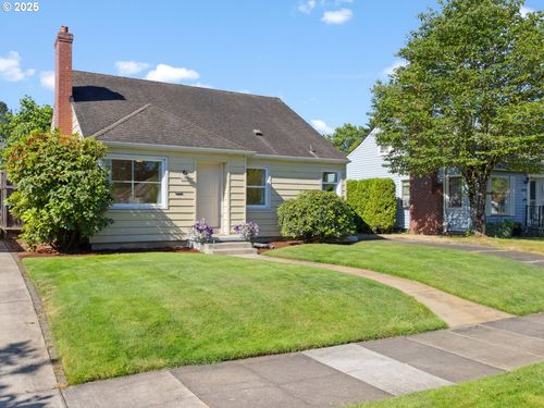 4788 N Yale St, Portland, OR, 97203-4532 | Card Image