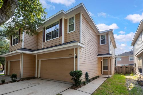 17638 Olympic Park Ln, Humble, TX, 77346-3718 | Card Image