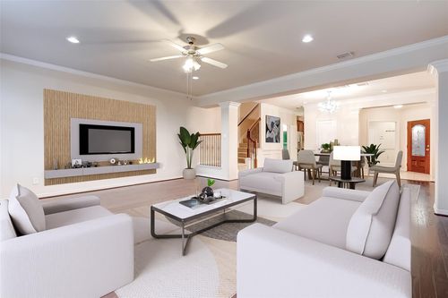 b-1411 Nashua St, Houston, TX, 77008-3747 | Card Image