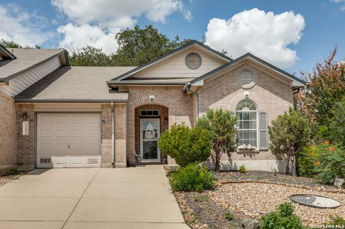 7702 Wexford Cv, San Antonio, TX, 78240-3956 | Card Image